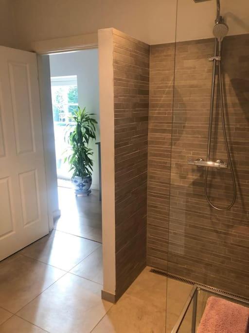 Cozy, Quiet Guest House Perfect For Business Or Pleasure Hillerød Buitenkant foto